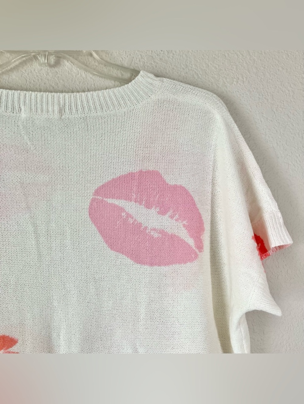 ENTRO Lip Print Lightweight Sweater L Novelty Kiss Graphic Quirky Chic Summer - Picture 6 of 9